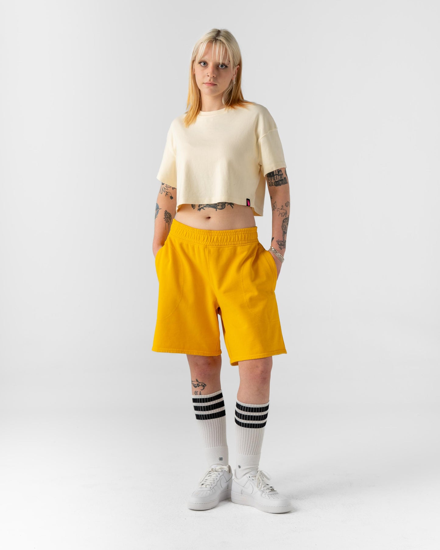 Caption: Blue: 5'8"   |   Size: w M / m S